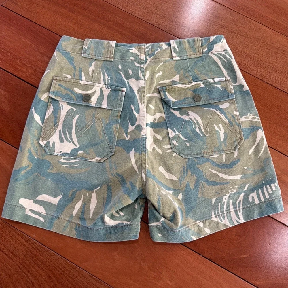 MOTHER The Twister‎ Cargo Shorts Womens Green Camo Utility High Rise Size 27
